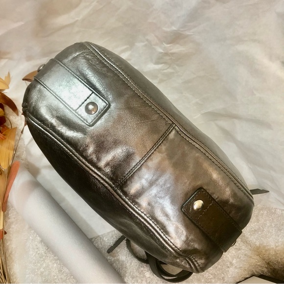 Coach 100% genuine leather silver convertible Large shoulder Bag crossbody hobo - Picture 10 of 13